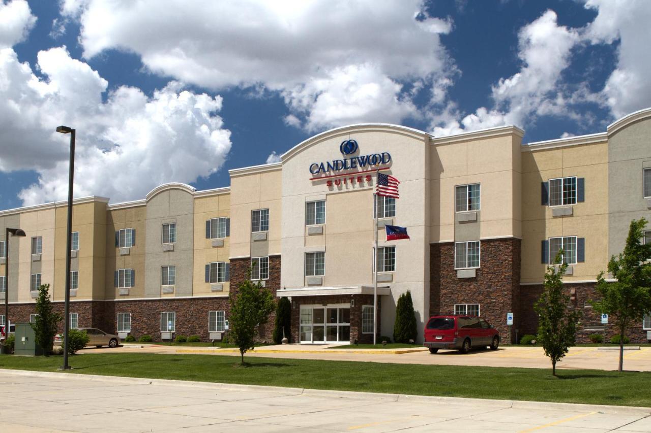 Candlewood Suites Champaign-Urbana University Area By Ihg Exterior photo
