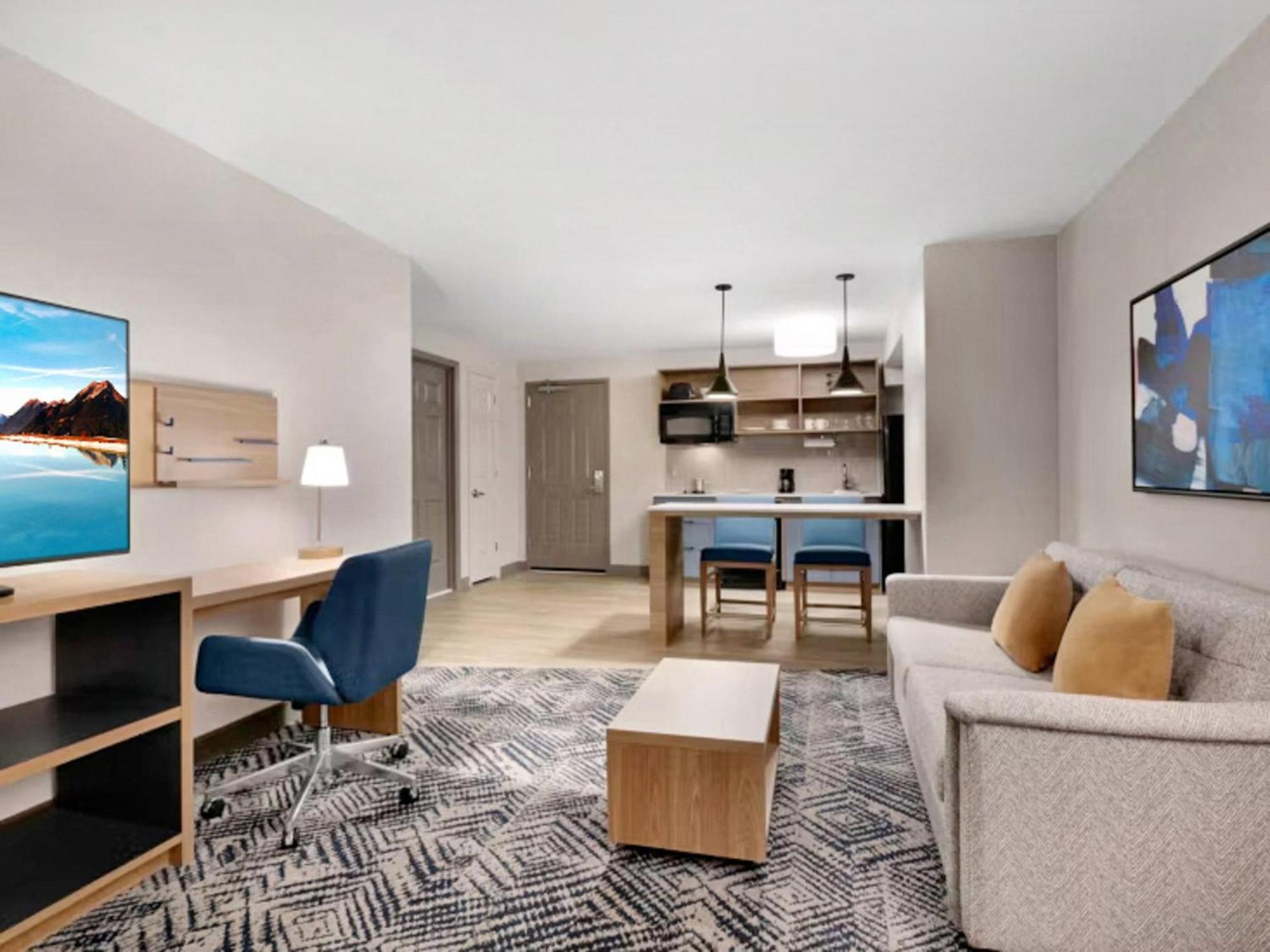 Candlewood Suites Champaign-Urbana University Area By Ihg Exterior photo