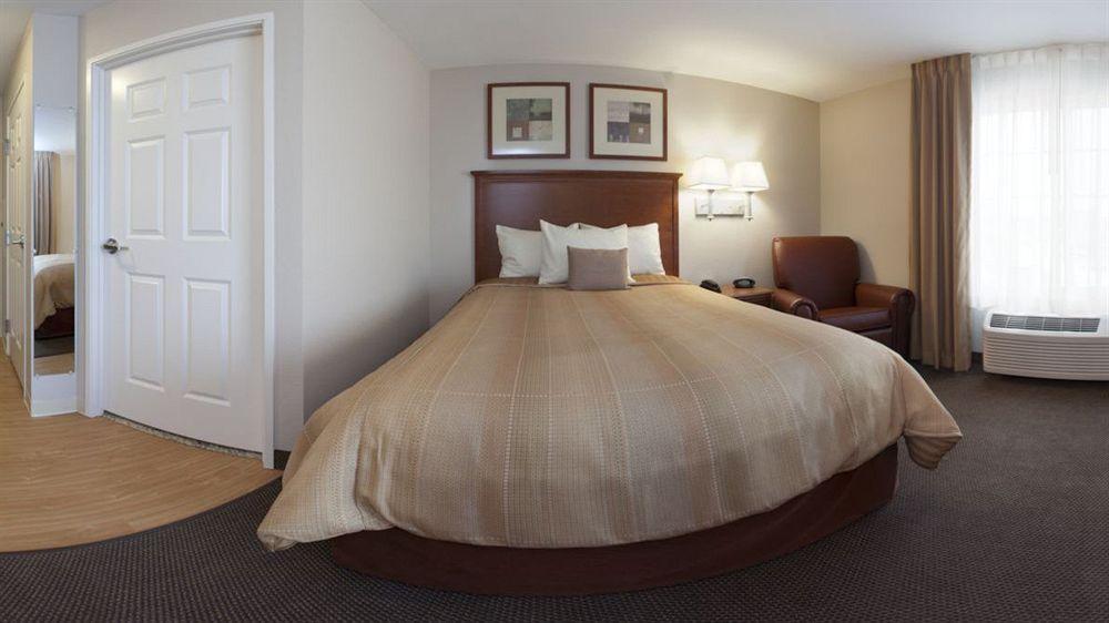 Candlewood Suites Champaign-Urbana University Area By Ihg Exterior photo